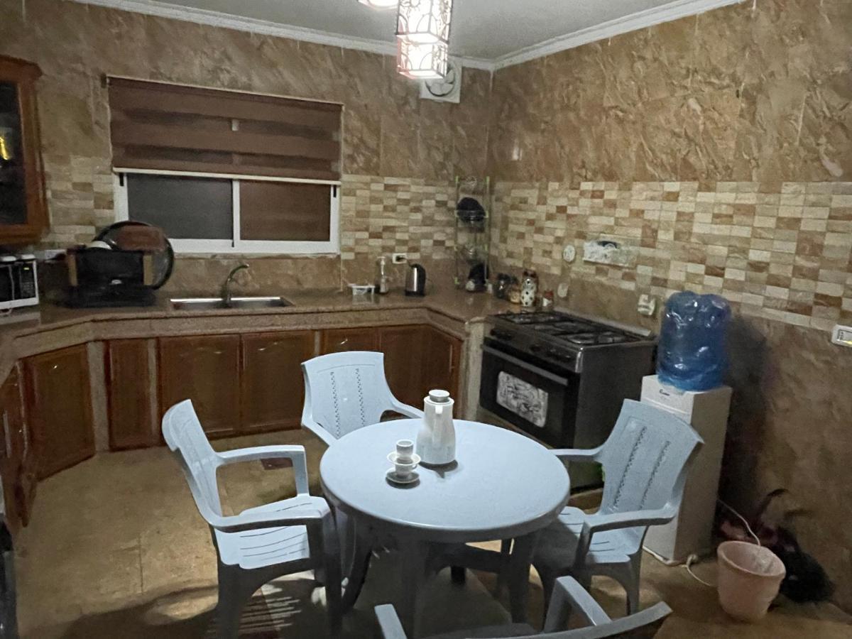 Cozy House Apartment Wadi Musa Exterior photo